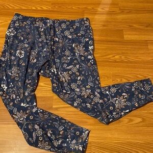 LA Image Leggings Size 1X. (BZ)